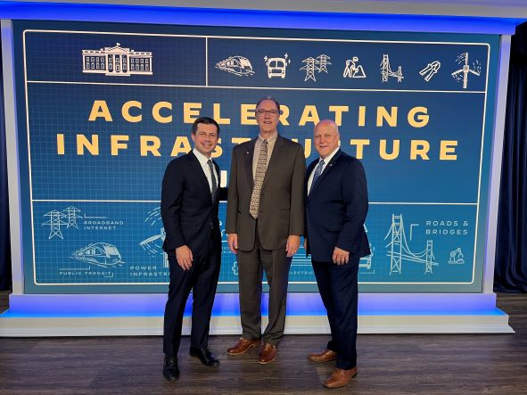 White House Action Plan to Accelerate Infrastructure Highlights ACEC Research Institute Study