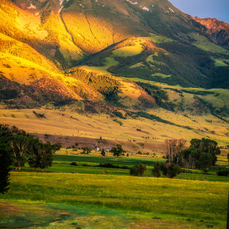Evening at Paradise Valley in Montana