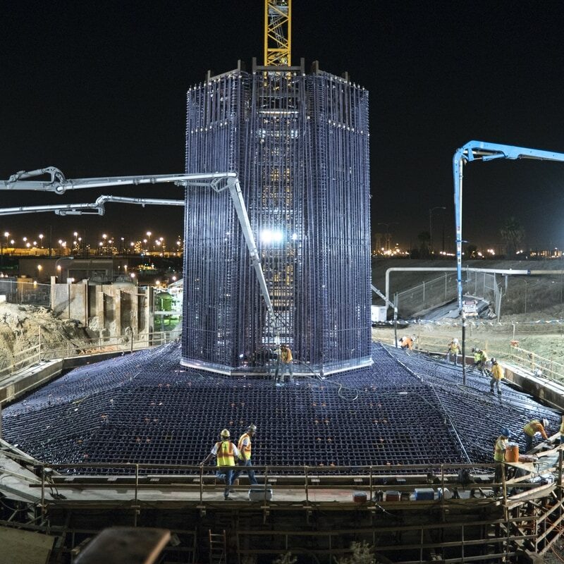 Tower 16 concrete pour on the Gerald Desmond Bridge Replacement Project on October 29, 2015