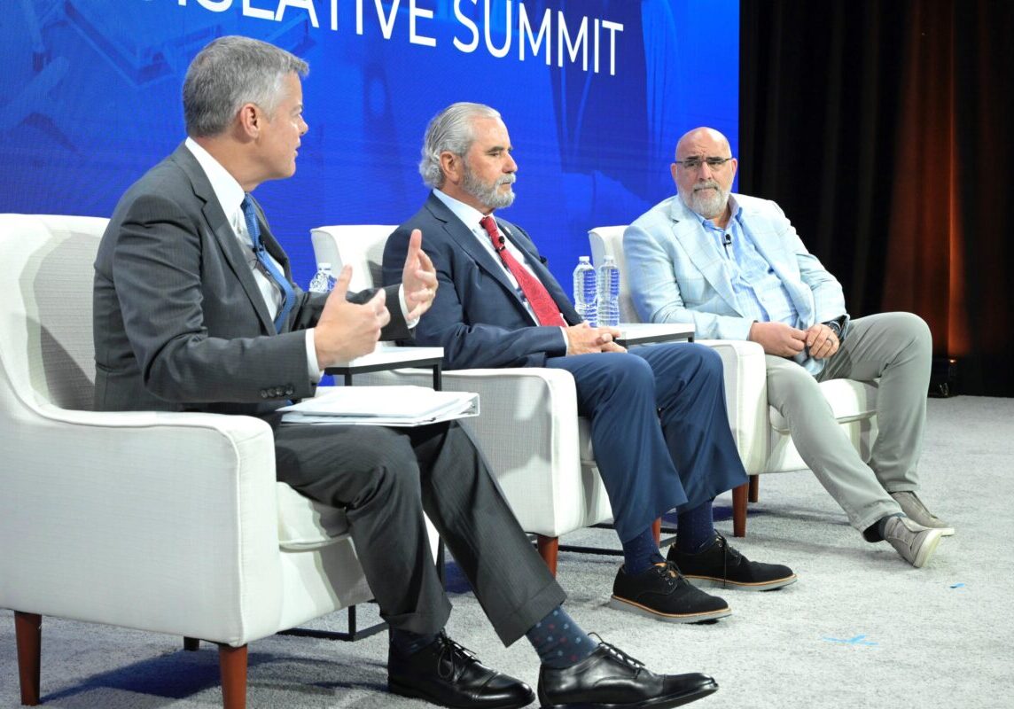 Mon AM Gen Session_Steve Hall Gary Raba Chris LaCivita